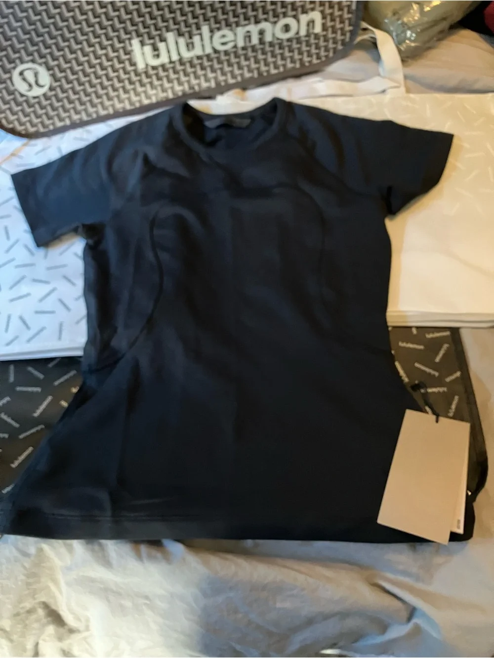 NWT Lululemon Cotton Terry Short Sleeve *SLNSH, S, BLACK